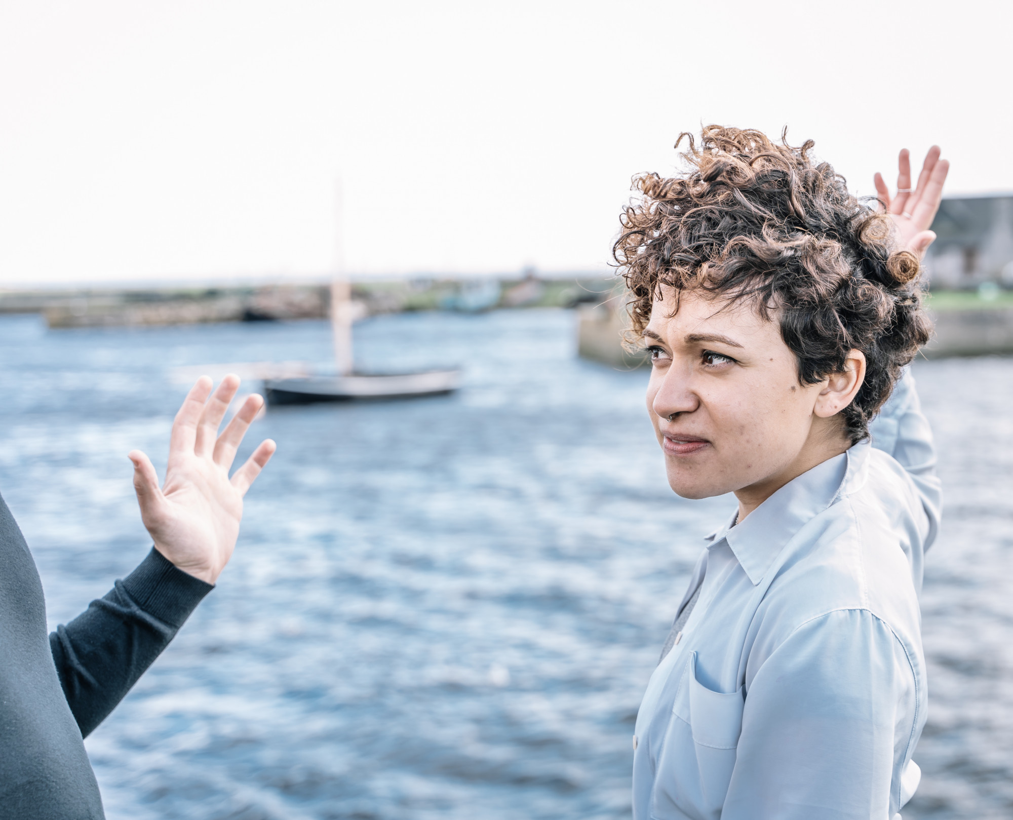My Husband Took a Photo of Me Just before I Threw My Rings into the Ocean – Was I Right in Teaching Him a Real Lesson?